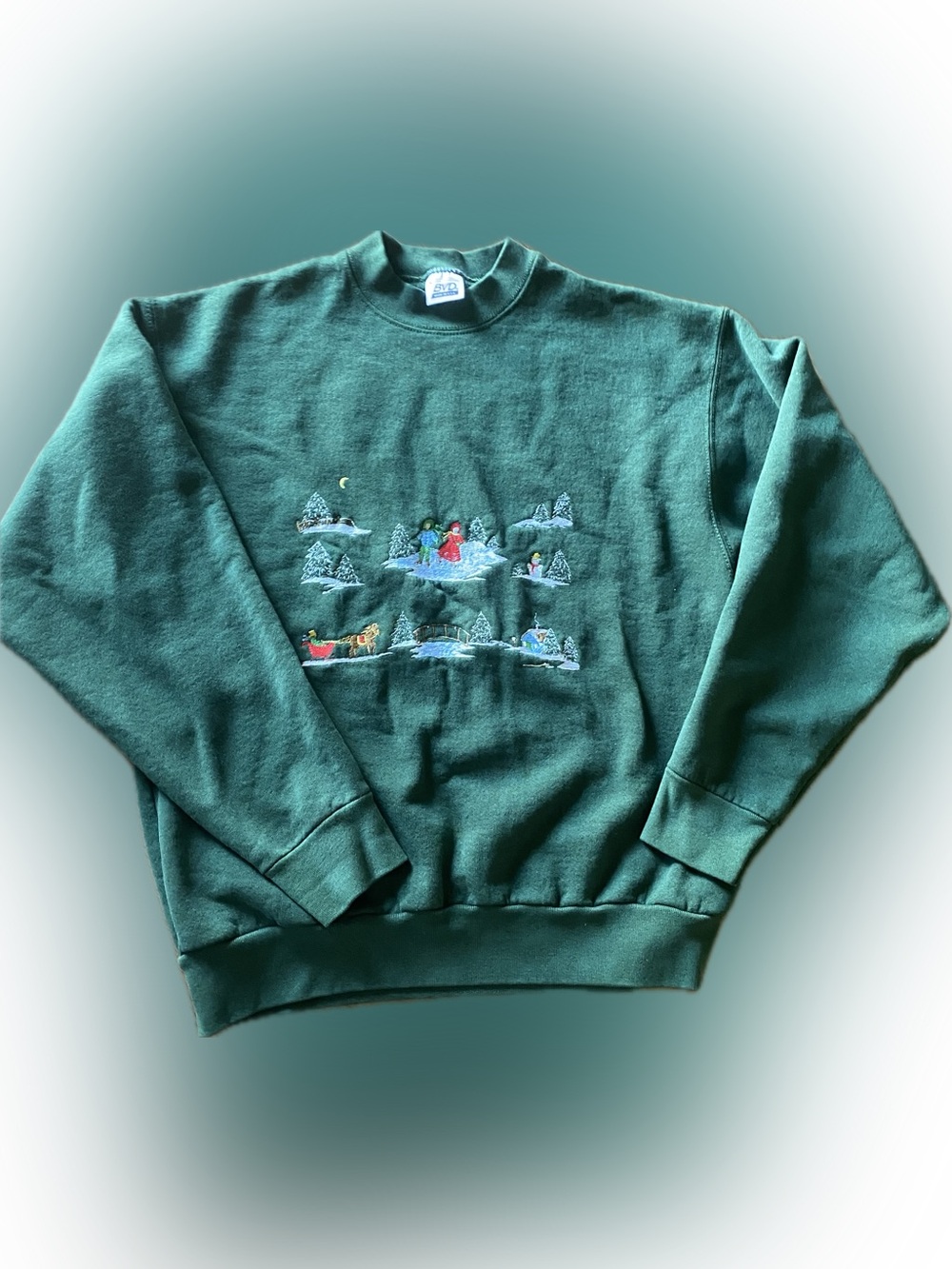 Green Embroidered Winter Scene Crewneck Sweater Christmas Holiday